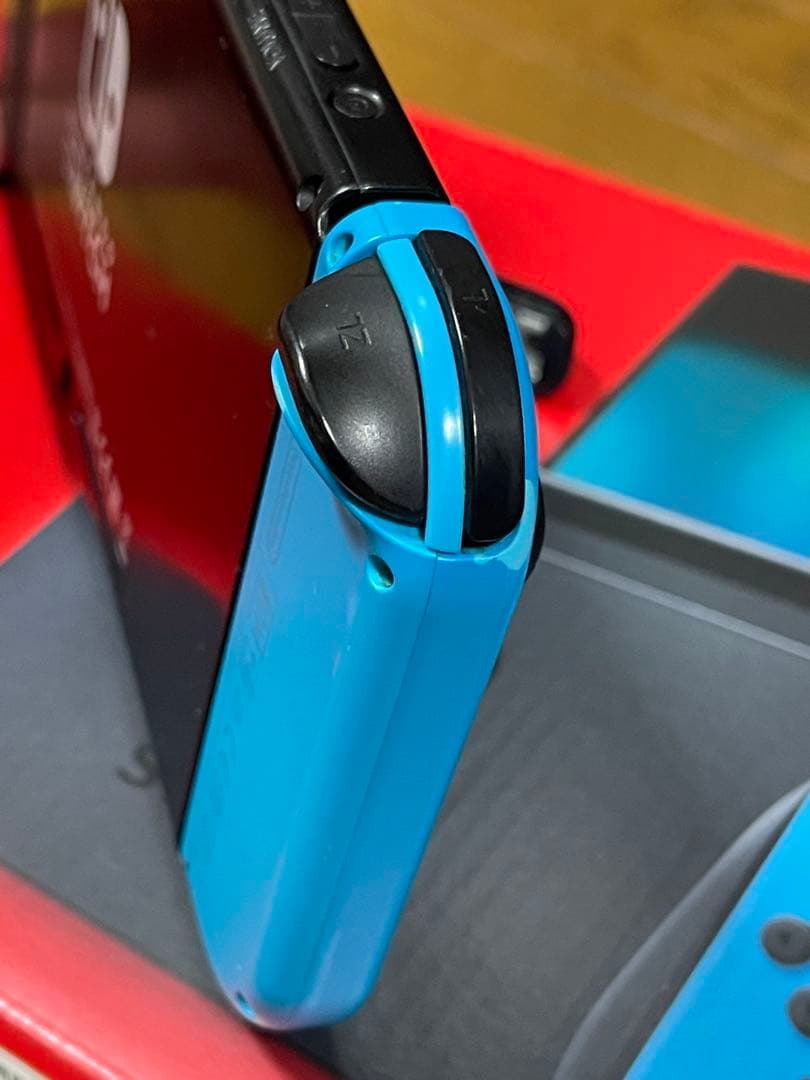 【フィルム貼り済】⭐︎Nintendo Switchフルセット＆オマケグッズ有⭐︎