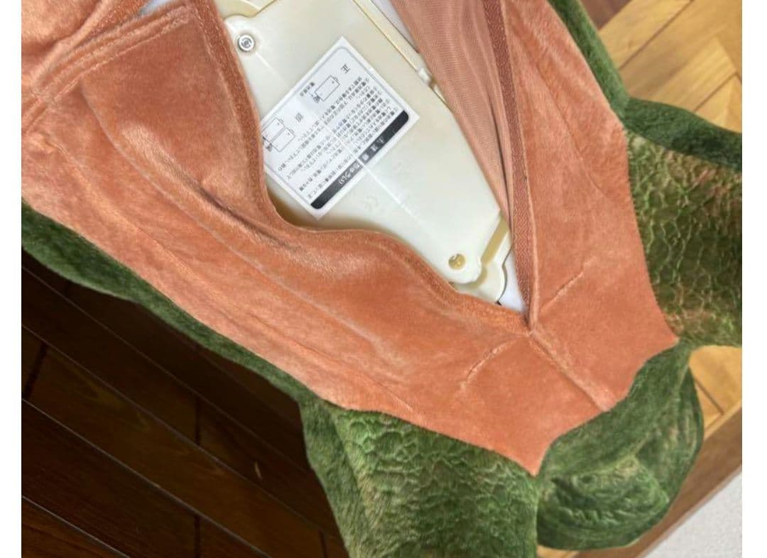 【宮城送料無料】子供が乗れる動くトリケラトプス 　恐竜玩具 ￥108,000