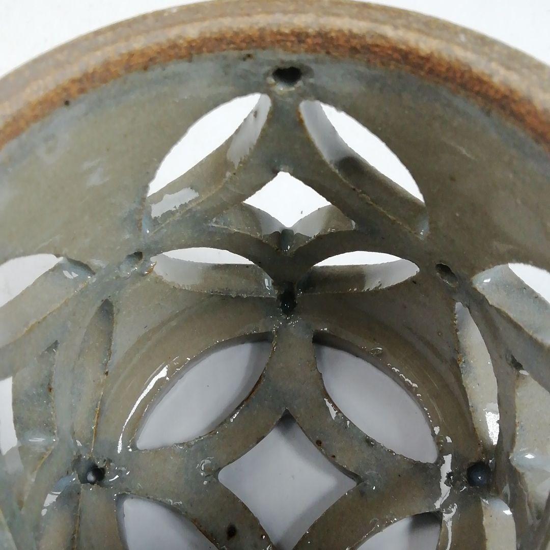 Ｗ１２３　蓋置　『七宝透かし』『小久慈窯 造』　共箱　茶道具