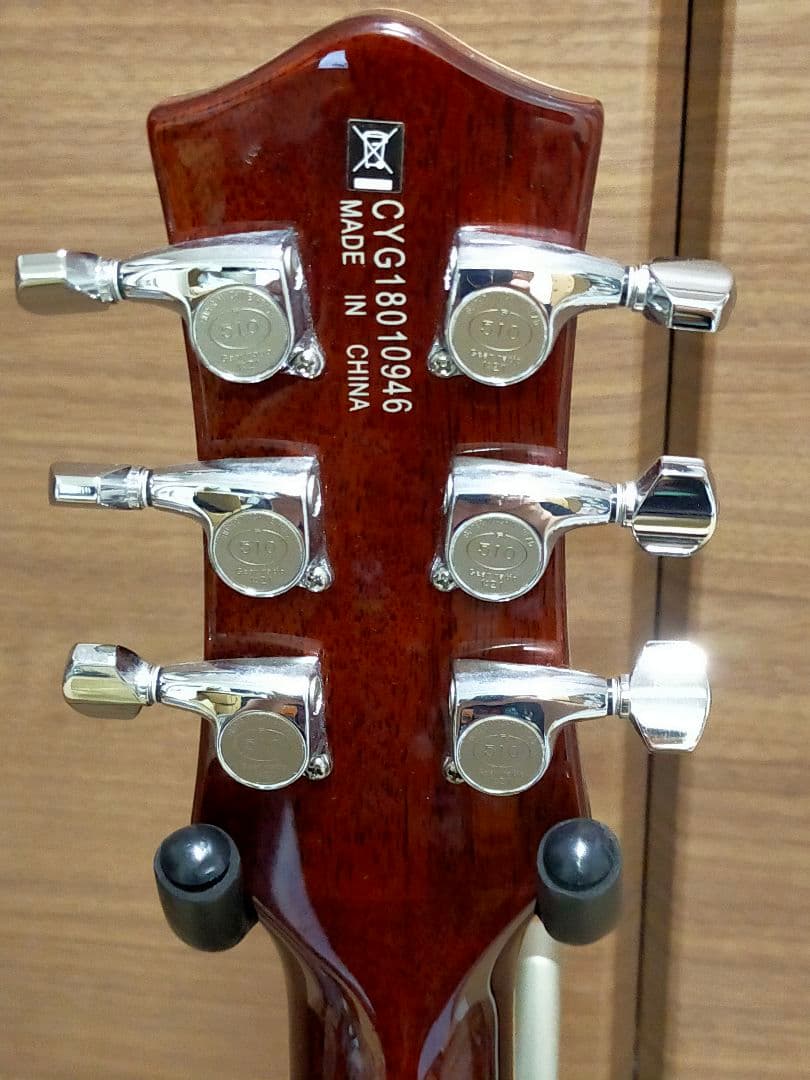 ギター G5220 JetBT SingleCut with VStoptail DCM