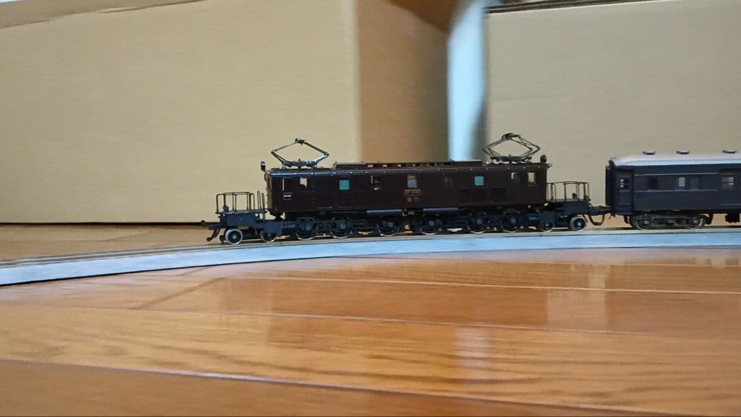 HOゲージ 天賞堂 EF53電気機関車、動作調整済