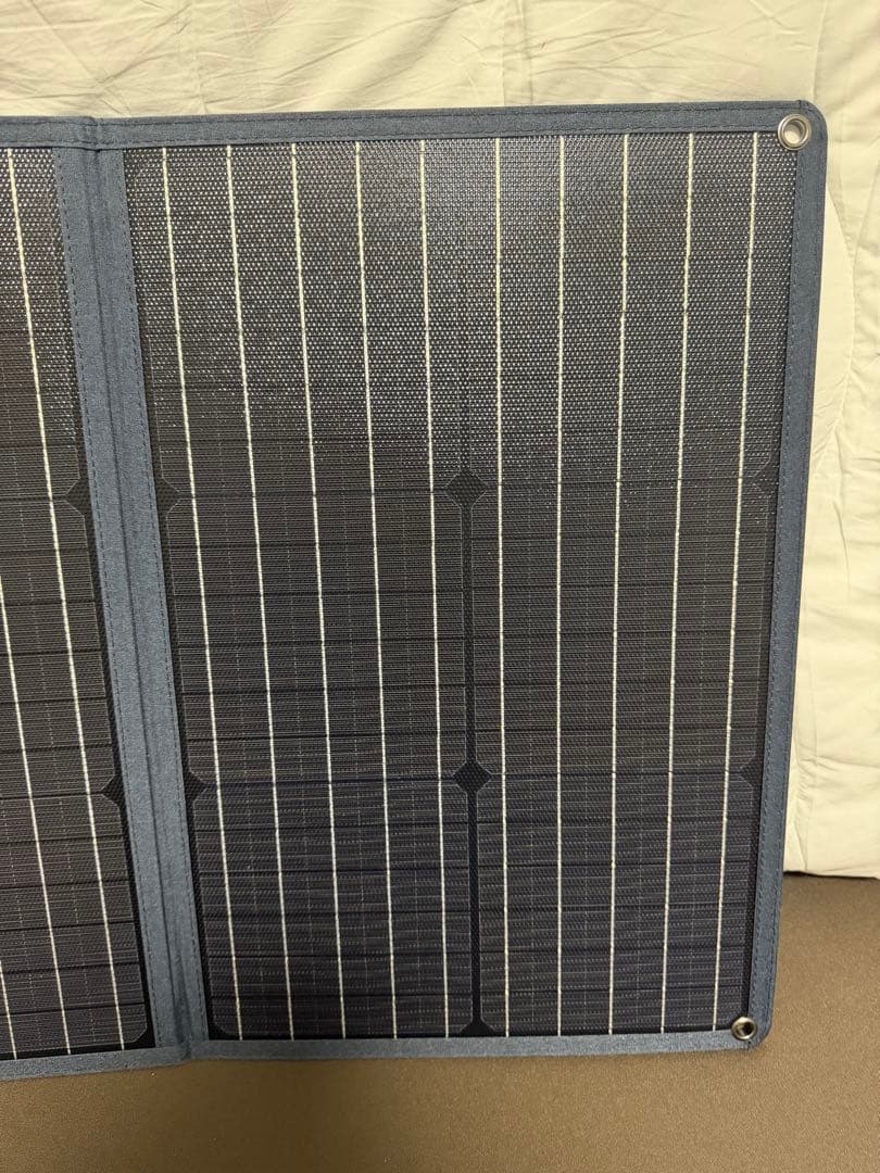 Anker PowerSolar 100W ソーラーパネル　マジック跡有