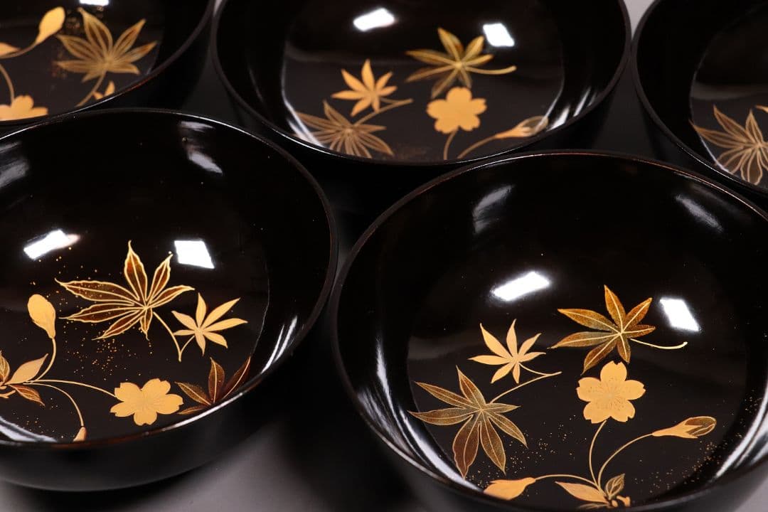 時代木製漆器 桜紅葉 黒蒔絵椀 五客 金蒔絵 梨地 漆芸【CL61】