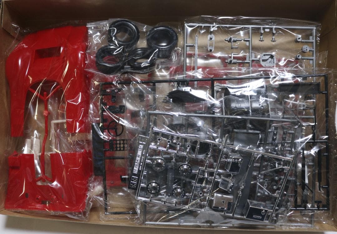 タミヤ製　1960年代レーシングカー３台　1/18　プラモデル　未組立　中古品