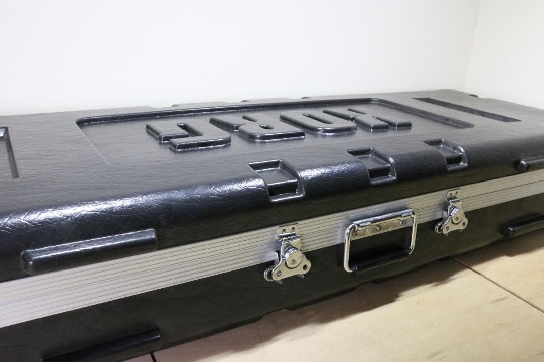 【良品】KORG KRONOS-73 73鍵 シンセサイザー 純正ハードケース