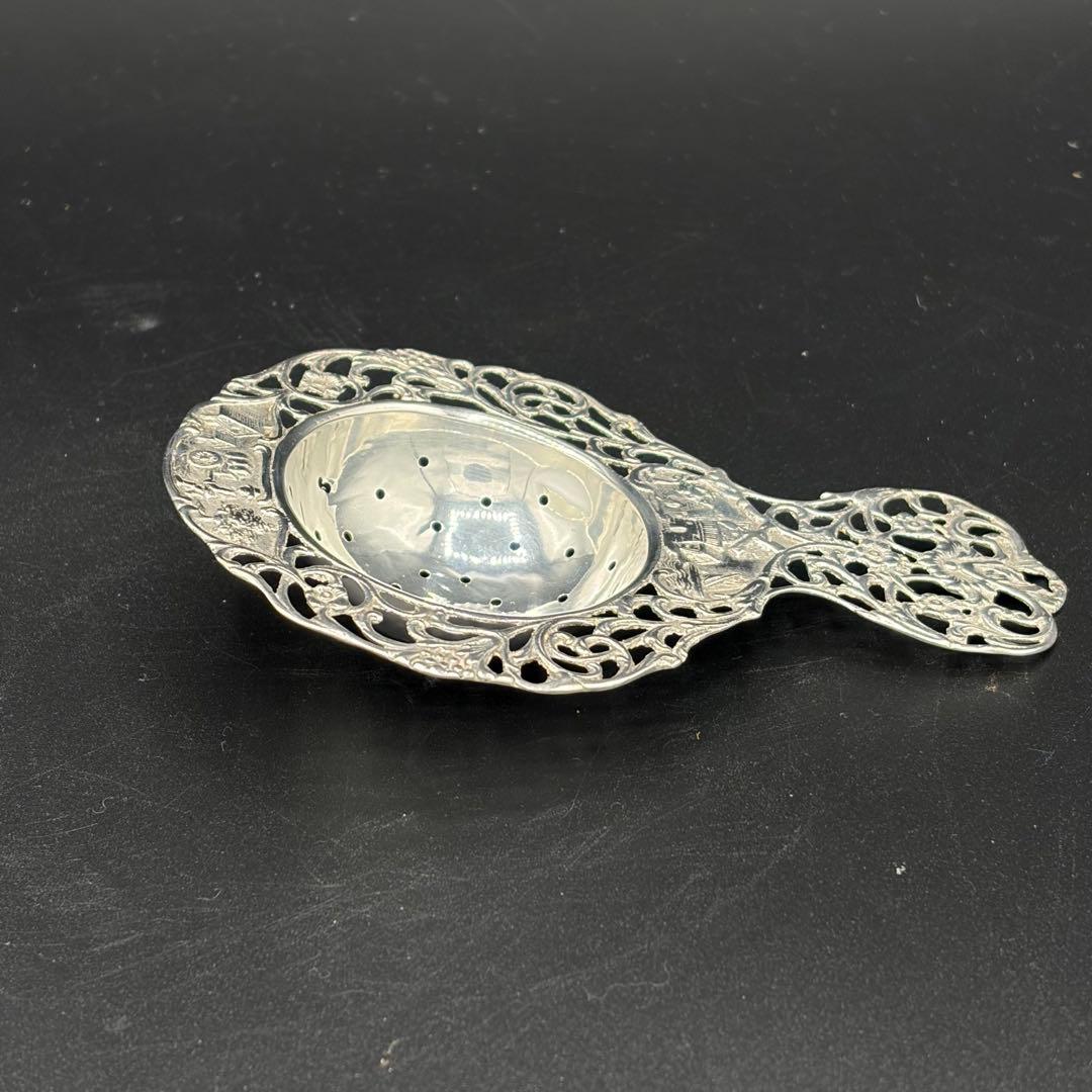 デンマークアンティーク・透かし花柄と風車のティーストレナー・純銀プレート