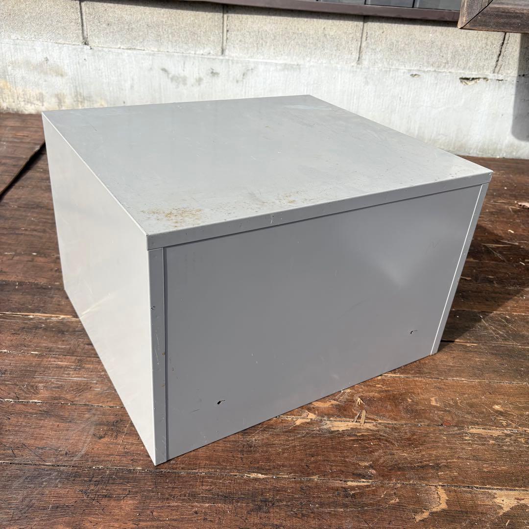 A4 昭和レトロ 3段 スチールキャビネット 書類棚 デスクワゴン 事務用品