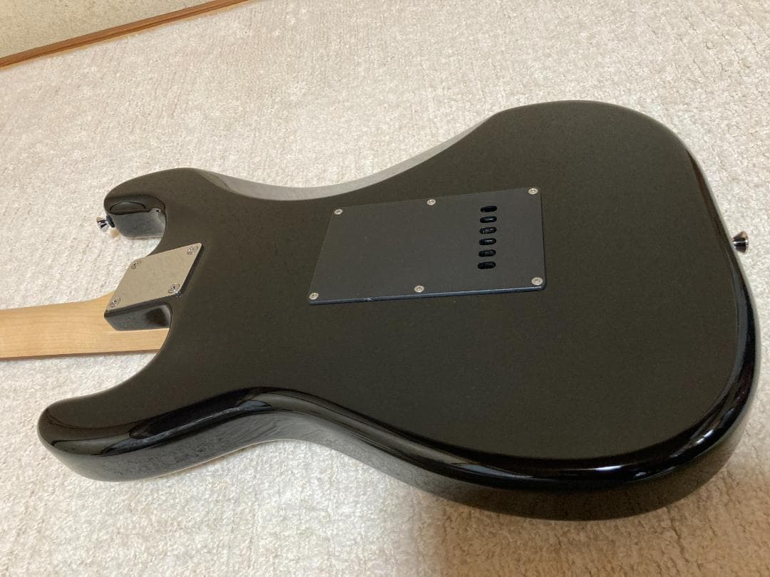 美品 弦交換済みKaalena カーレナ エレキ ギター おまけ付 SSH