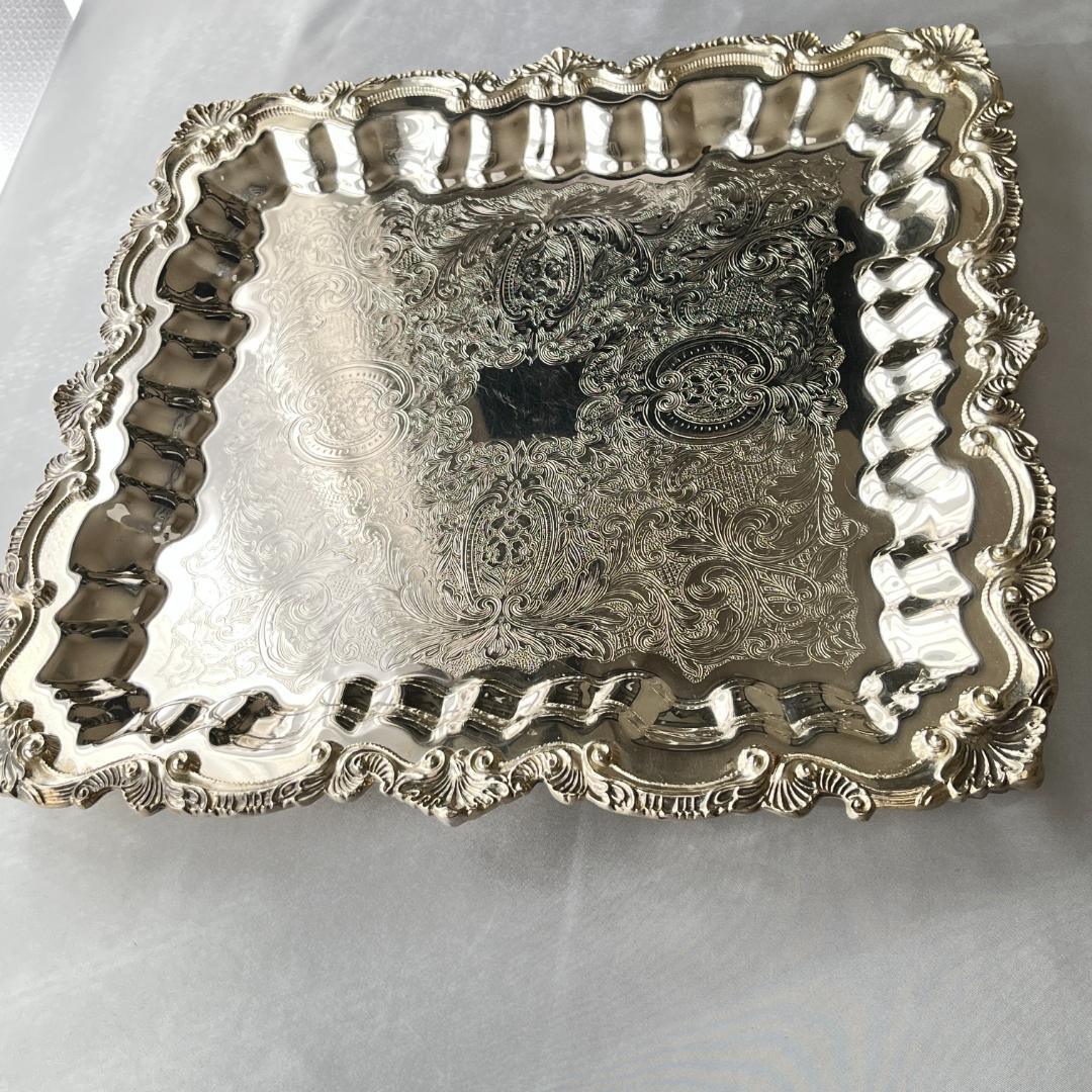 【Wallace】 チッペンデールのギャラリートレー スクエア 42cm