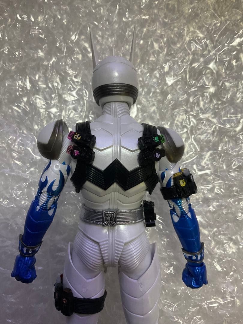 【ジャンク扱い】S.H.Figuarts 真骨彫製法 仮面ライダーエターナル