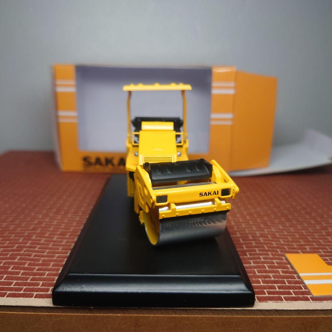SAKAI SW652H-1K 振動式タンデムローラー(1/50) 酒井 レア