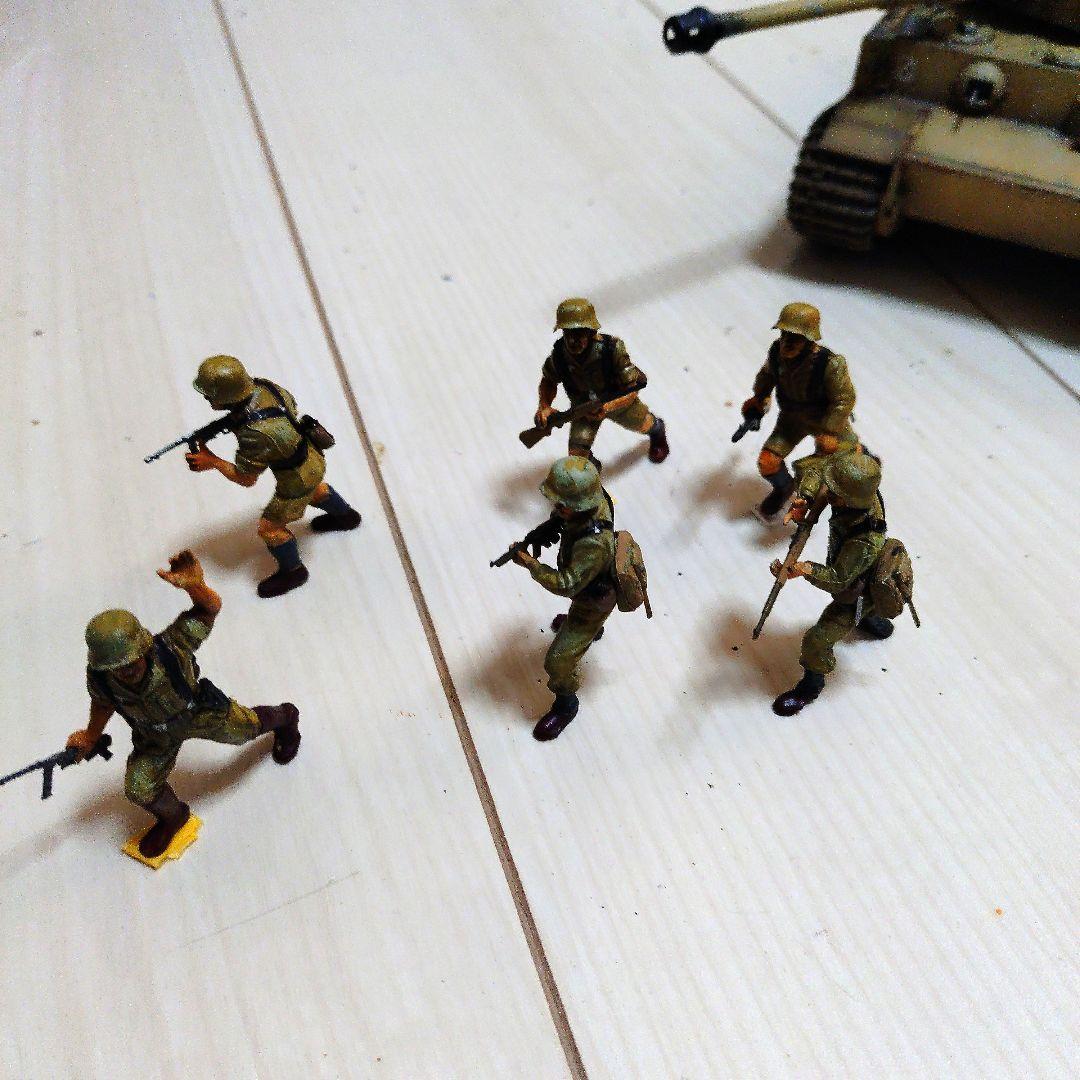 〚塗装完成品セット〛1/35 ドイツ北アフリカ師団 　1943年チュニジア攻防戦