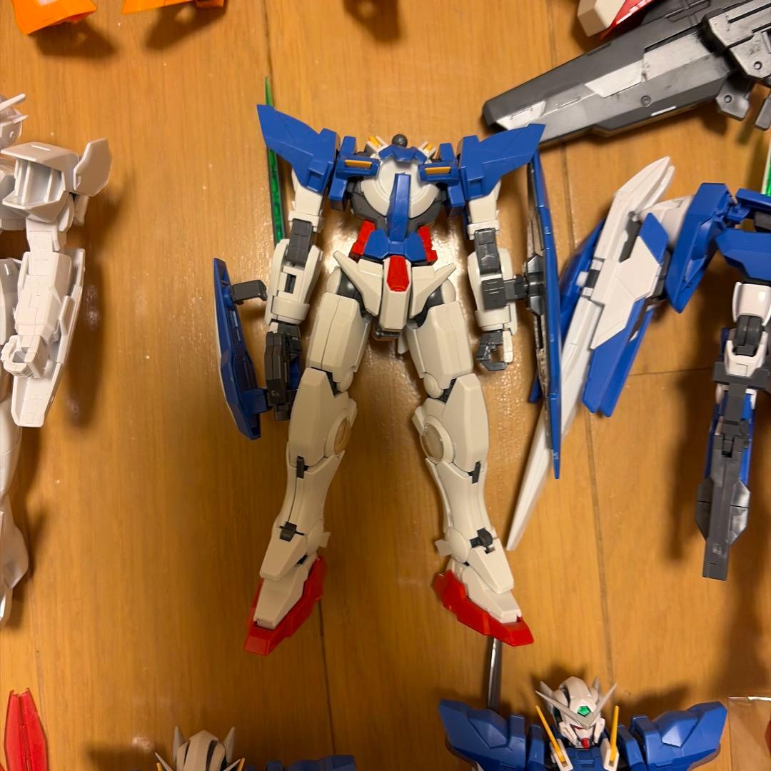 HG RG ダブルオー　ガンプラジャンク　クアンタ　エクシア　ガデッサ　フラッグ