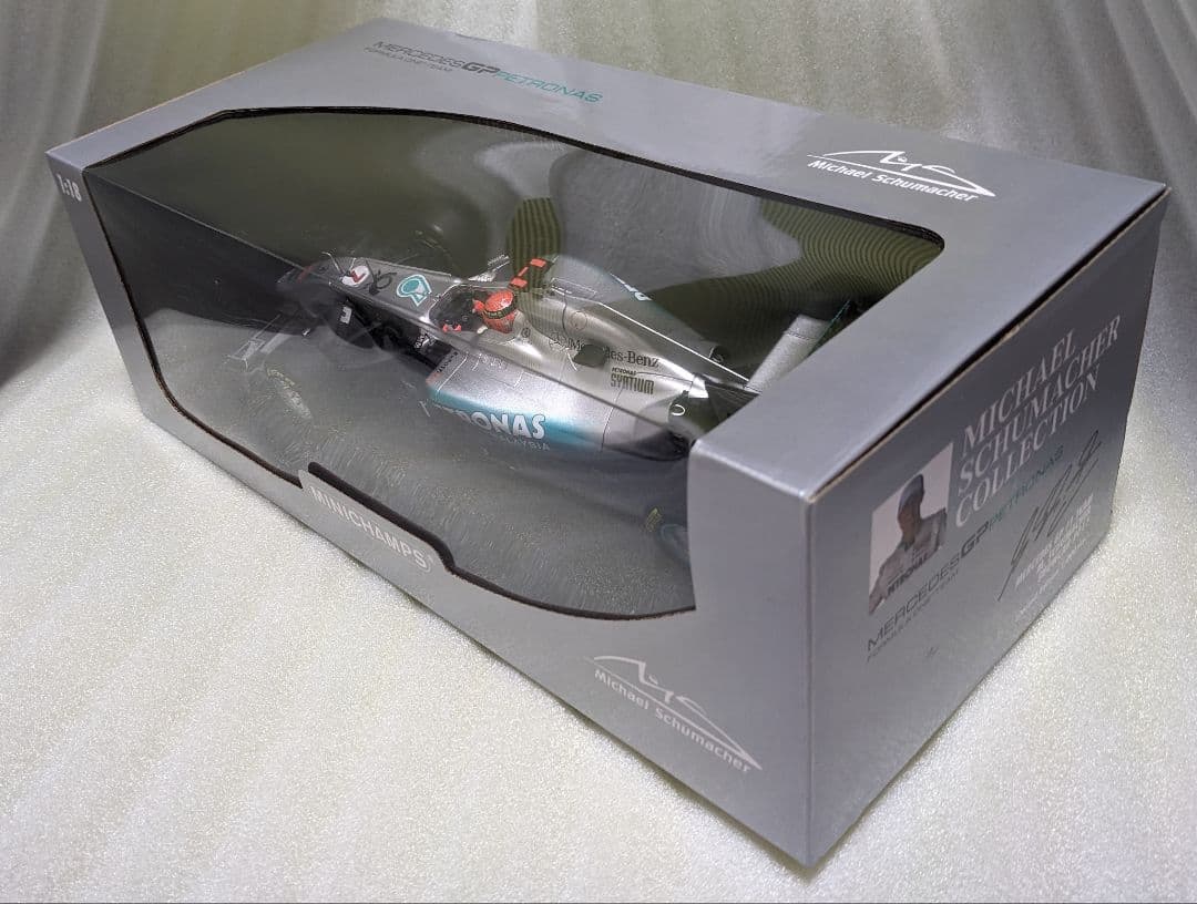 ミニカー MINICHAMPS M.SCHUMACHER SHOWCAR 2011