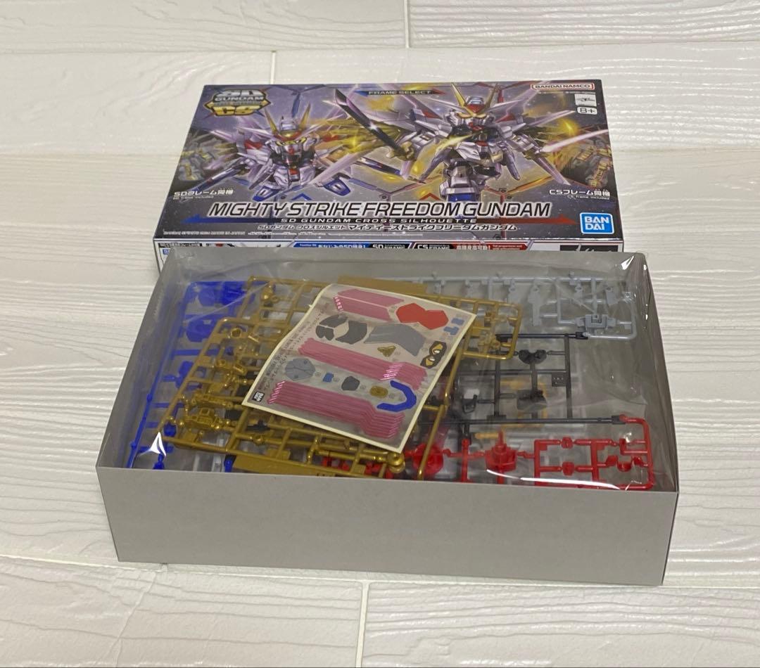 ガンダム　プラモデル　ガンプラ　未組立　6箱