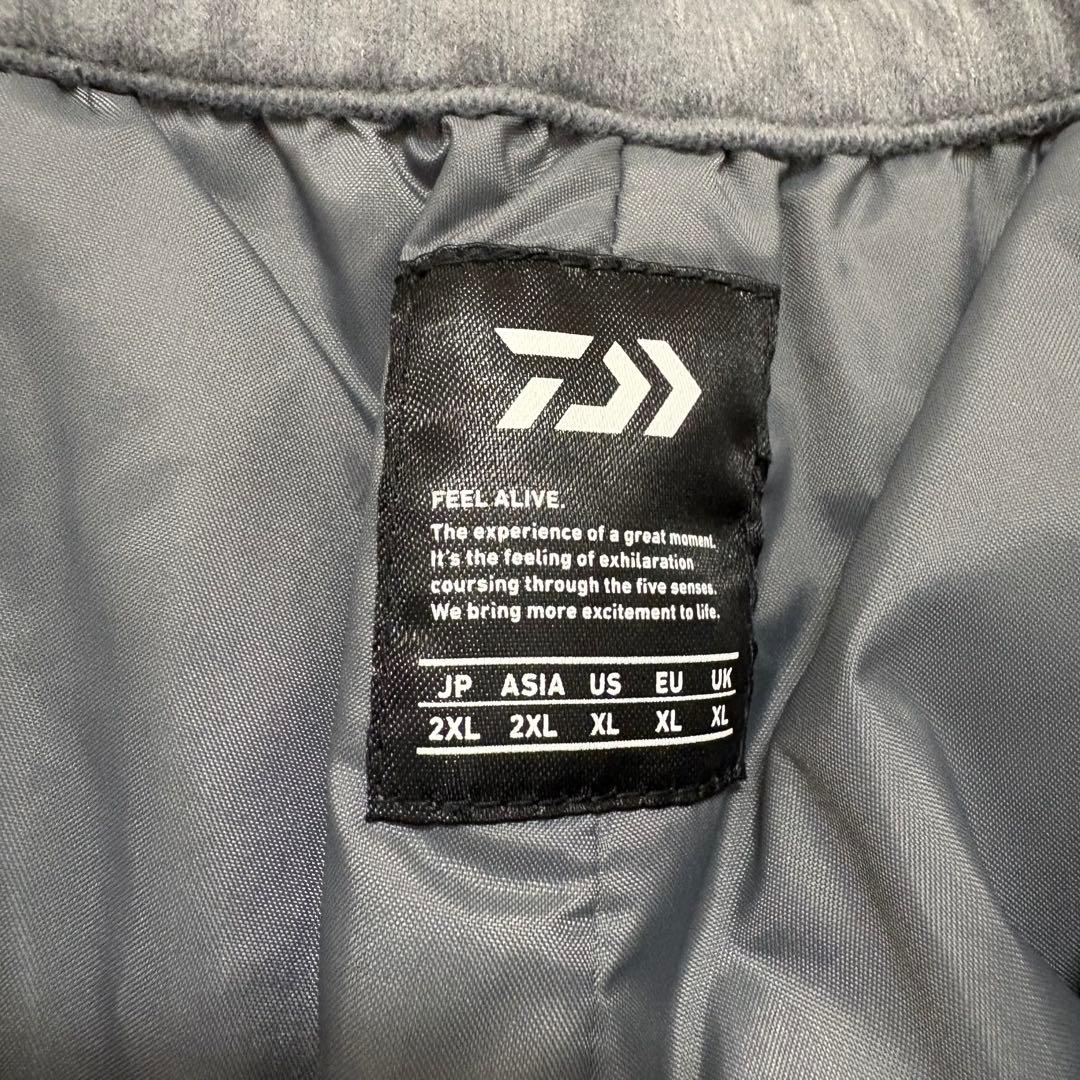 新品未使用　ダイワ 防寒 ウォームアップスーツ DI-52009 2XL