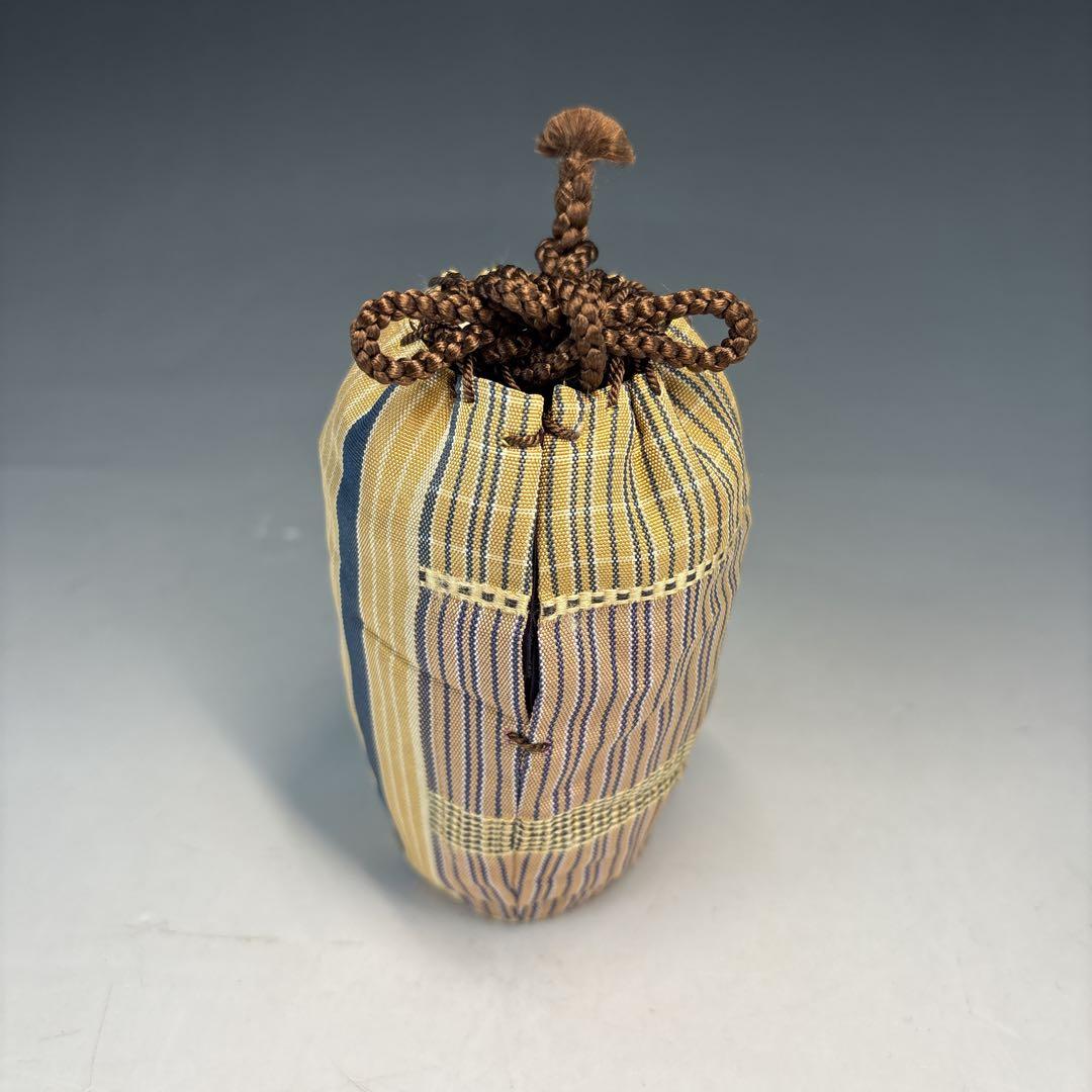 【中古品】小岱茶入　肩衝　耳付　仕覆2枚付