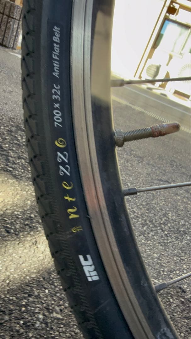 surlyクロスバイク ミントグリーン フロントバスケット付き