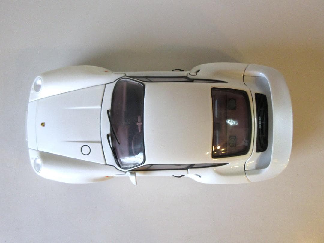 特価 exoto (1/18) ポルシェ 959