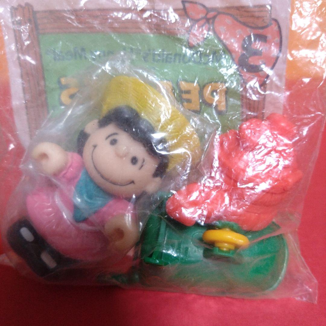 マクドナルド　ピーナッツ　未開封品　フルコンプ　 4種　スヌーピー　ミールトイ