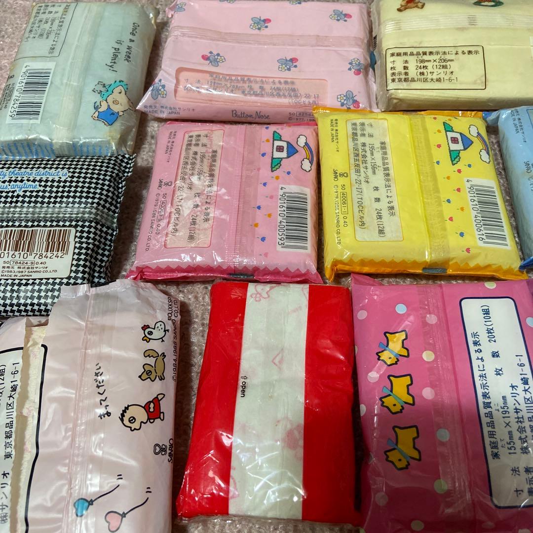 サンリオ♡レトロ　ポケットティッシュ　２4点セット
