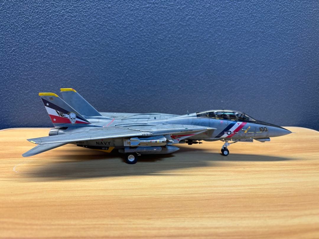 タミヤ　1/72 F-14D トムキャット　バウンティハンターズ　　戦闘機
