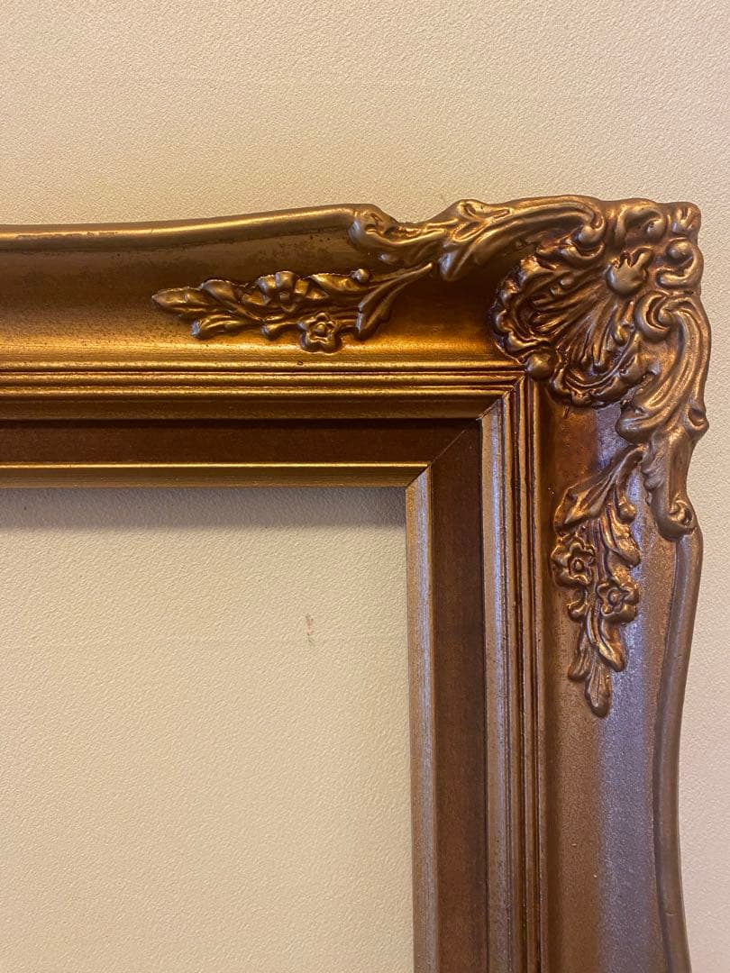 697 木製フレーム　アンティーク額縁　ゴールドフレーム 金フレーム　木製