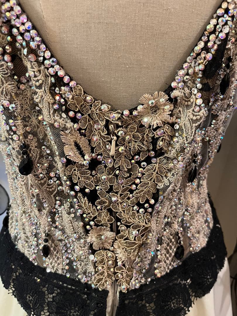 社交ダンス　ドレス ジャンティ クリーム　黒　ブラック　スタンダードドレス