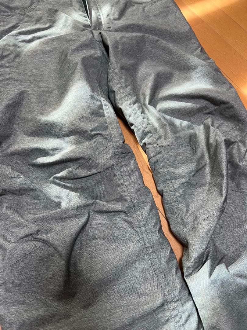 【超美品】BURTONブラック×グレーセットアップM