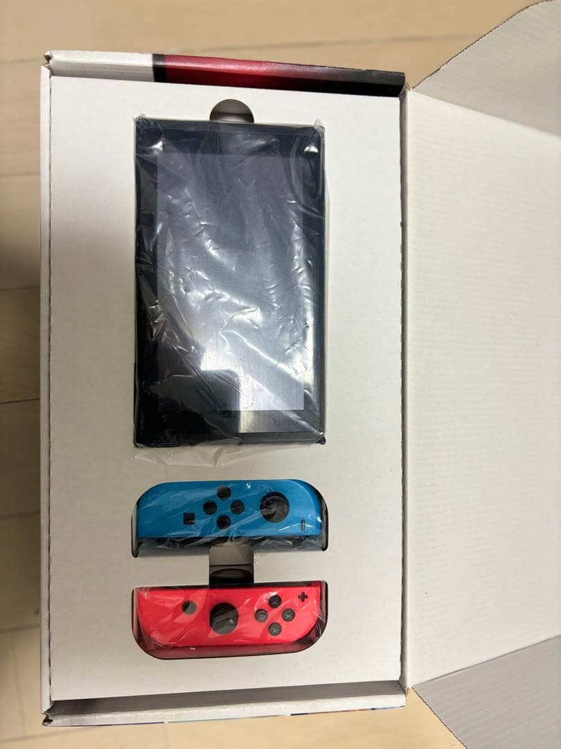 NintendoSwitch本体➕純正プロコントローラー