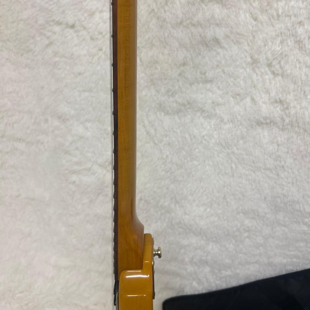 【メンテナンス済】バークレイ　フライングV エレキギター　イエロー