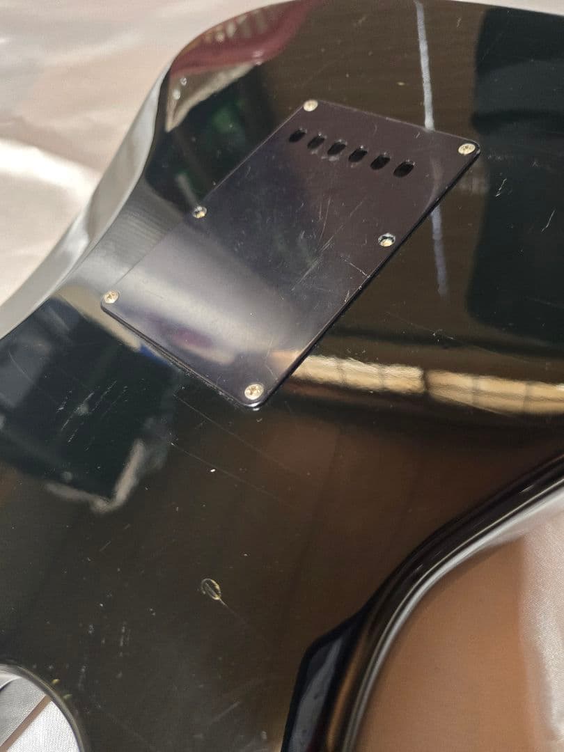 FERNANDES SSH-40 ストラト