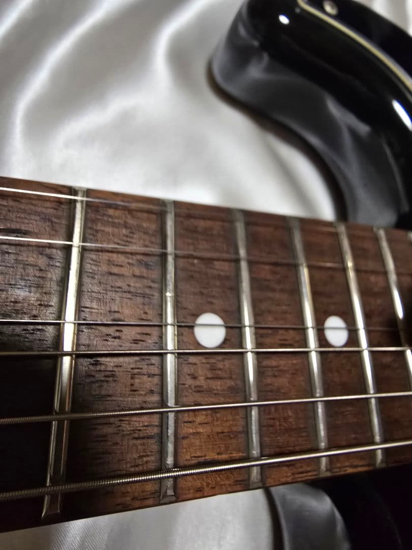 FERNANDES SSH-40 ストラト