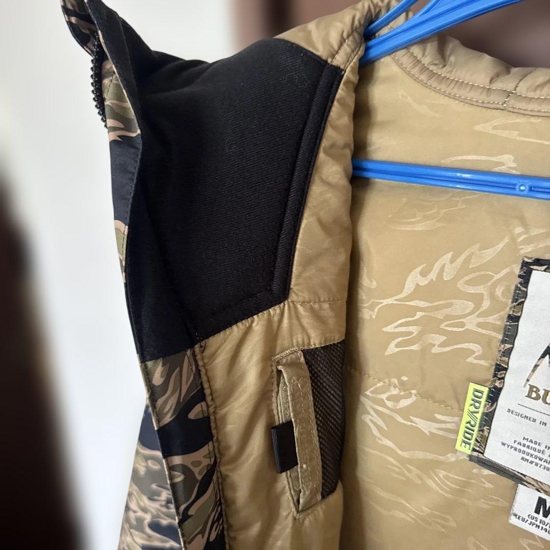 Burton 迷彩柄 フード付きスノーボードウェアMサイズ