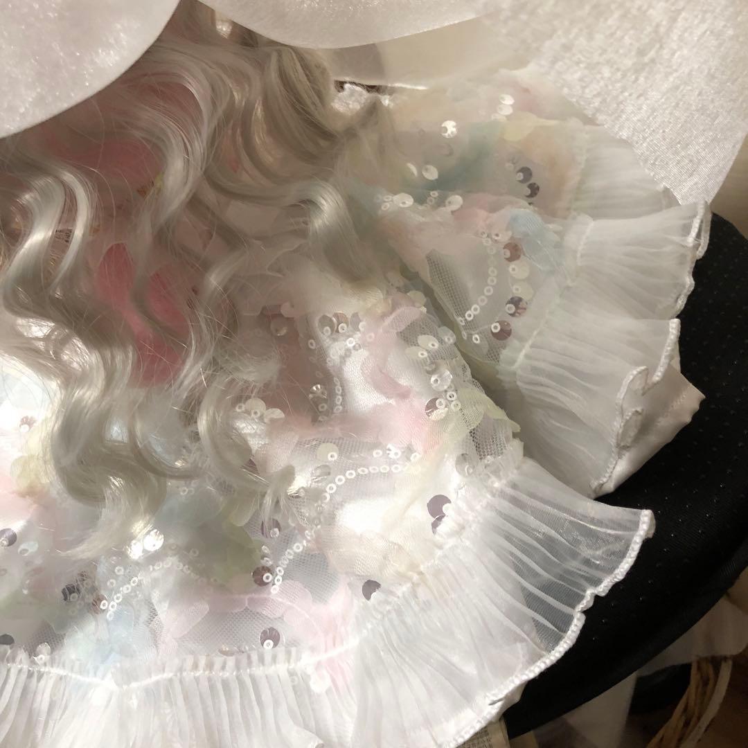 Hello kitty 美しいオリジナルのウェディングドレス