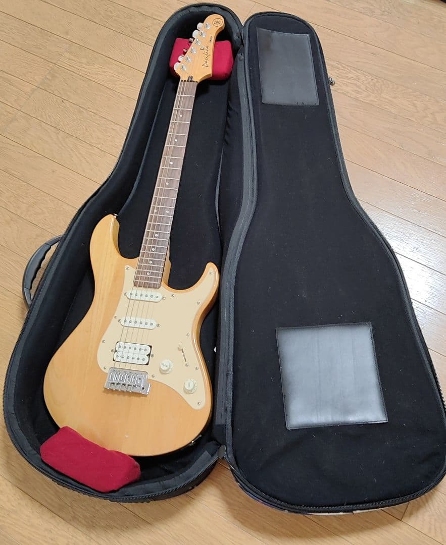 最終値下げ エレキギター パシフィカ ギターケース　ミュージックランドKEY