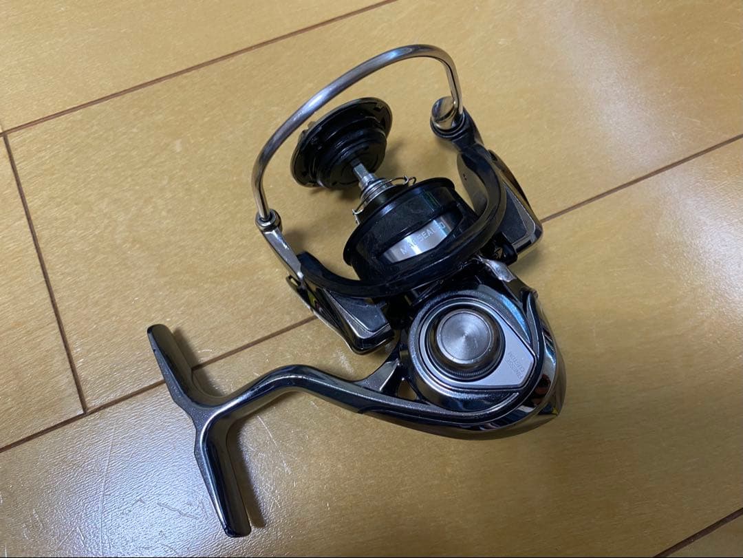 ダイワ　18イグジスト FC LT 2500S-CXH ボディ本体のみ