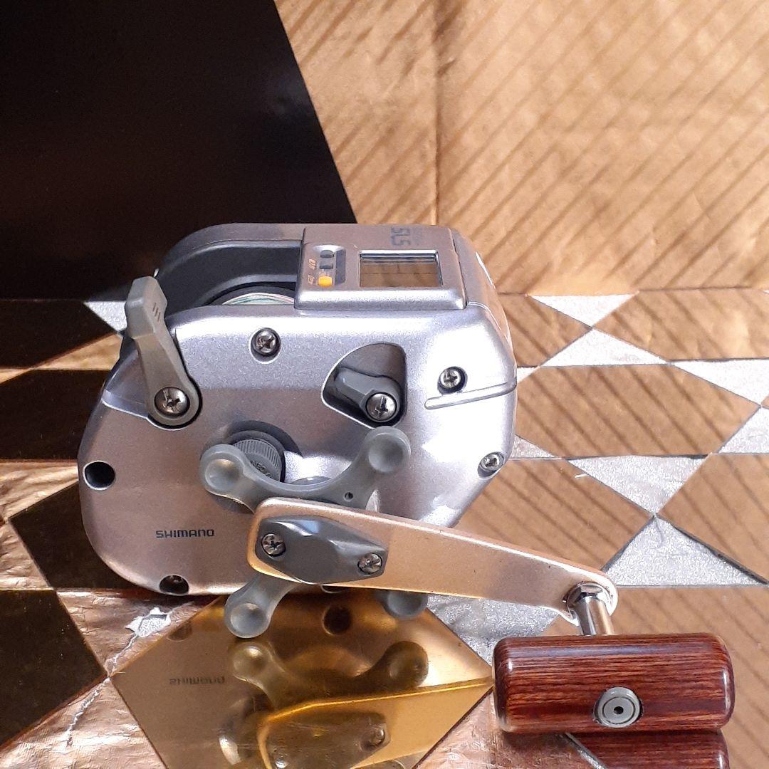 シマノ デジタナ SLS 小船 2000 タナピタ 船用 ベイトリール 美品