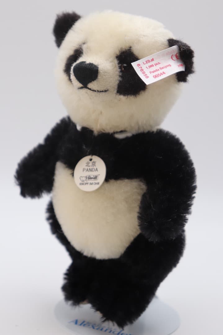 Steiff 北京PANDA 1,000体日本限定品ぬいぐるみ 約18cm