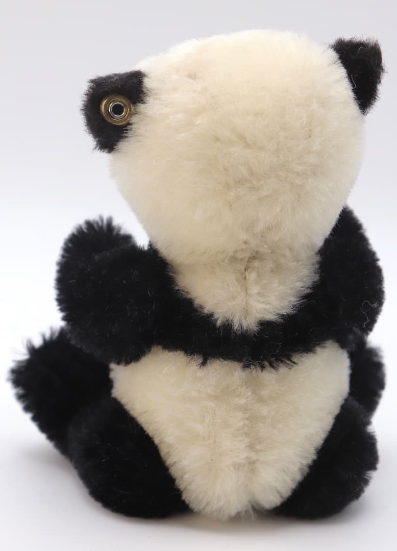 Steiff 北京PANDA 1,000体日本限定品ぬいぐるみ 約18cm