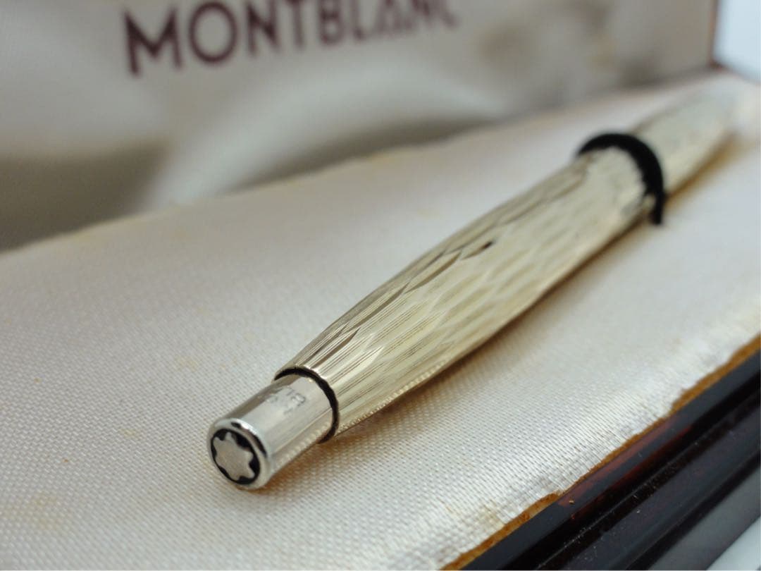究極の稀少モデル・モンブラン・コレクション・マダムNo0946総金張ダイヤカット