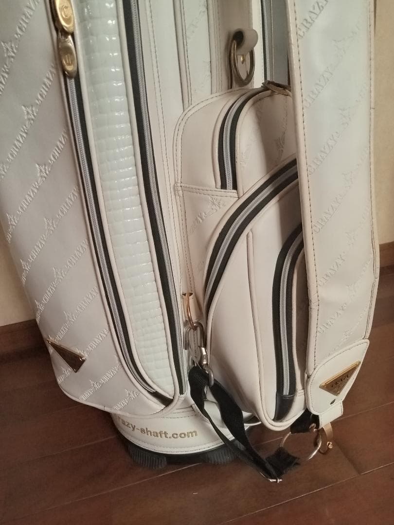 ★値下げ★CRAZY★キャディバッグ★9インチ★モノグラム型押しロゴ★白★