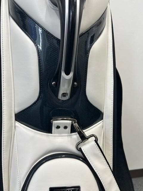 MARVEL STARK INDUSTRIES ホワイトキャディバッグ　9.5型