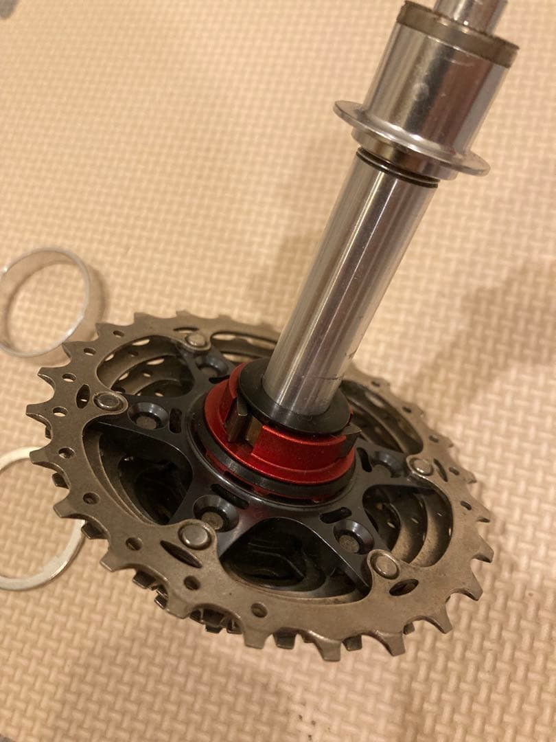 ディスクホイール　ピスト　ロード　シャフト　シマノ　アルテグラ　スプロケット