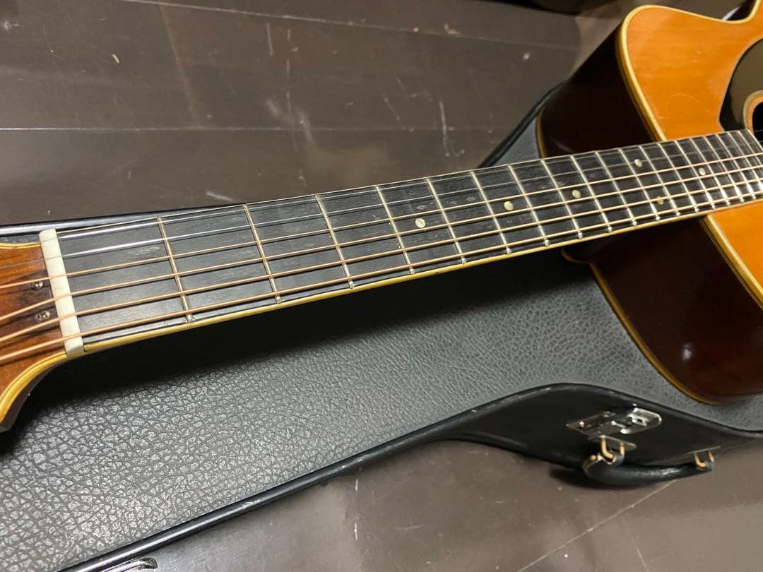 アコースティックギター　yamaha