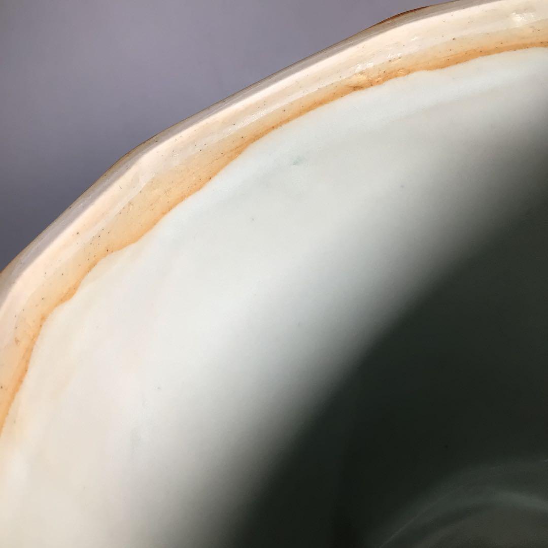 Ｍ７７７　水指　『凌山造』『染付山水人物文』『呉須十二角水指』　共箱　茶道具