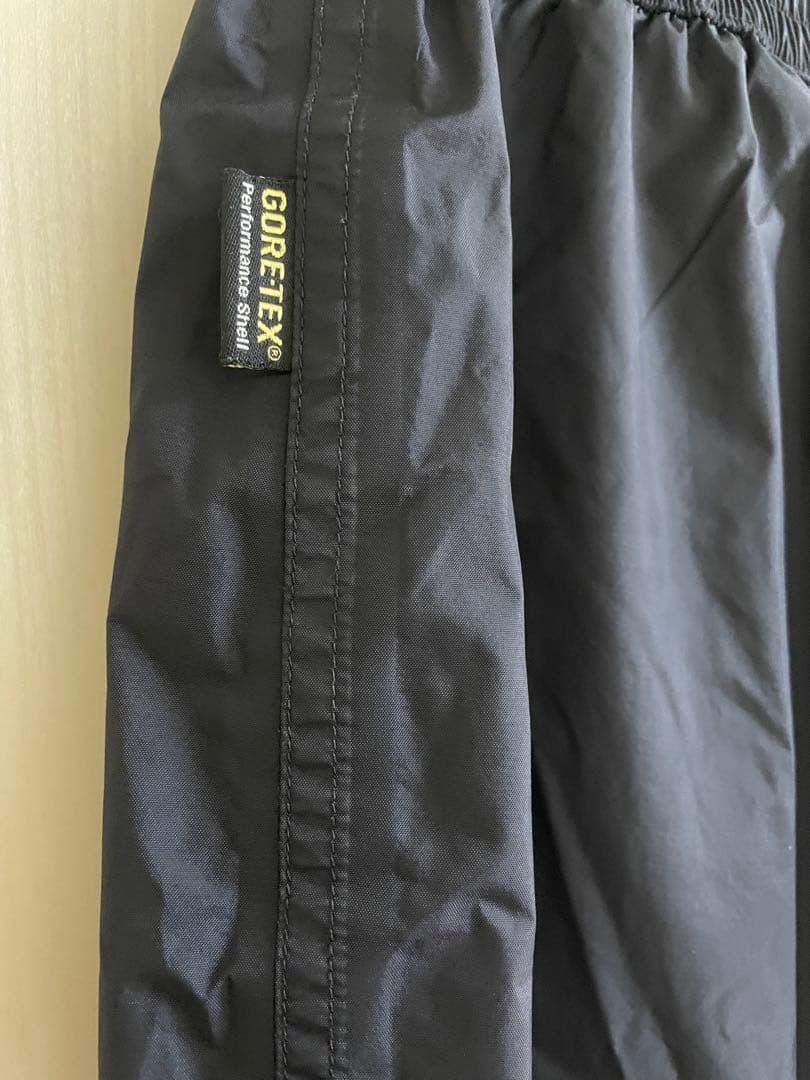 サンラインGORE-TEXゴアテックスフィッシングスーツ Mサイズ釣り海釣り