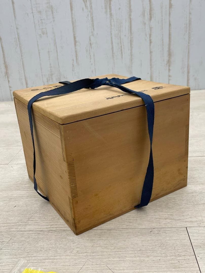 新品 人間国宝 高橋敬典 柏茶釜 茶道具 共箱 鐶付き 炉釜 鉄釜 葉模様