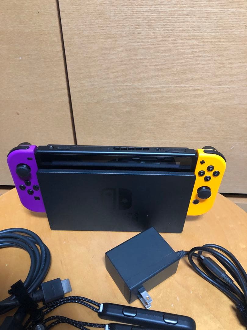 Nintendo Switch 新型　バッテリー強化版