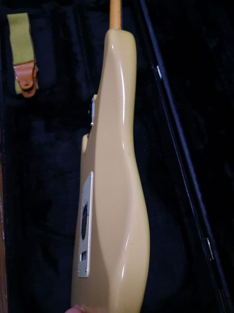 FENDER HIGHWAY ONE ソフトケース付きます。